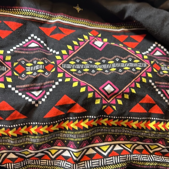 Torrid Plus Size Aztec Border Print Challis Off The Shoulder Blouse - Picture 4 of 5